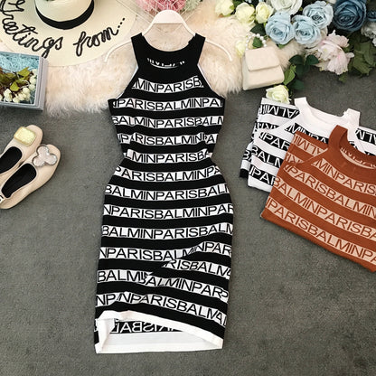 Hanging neck sleeveless knitted buttock dress  2826