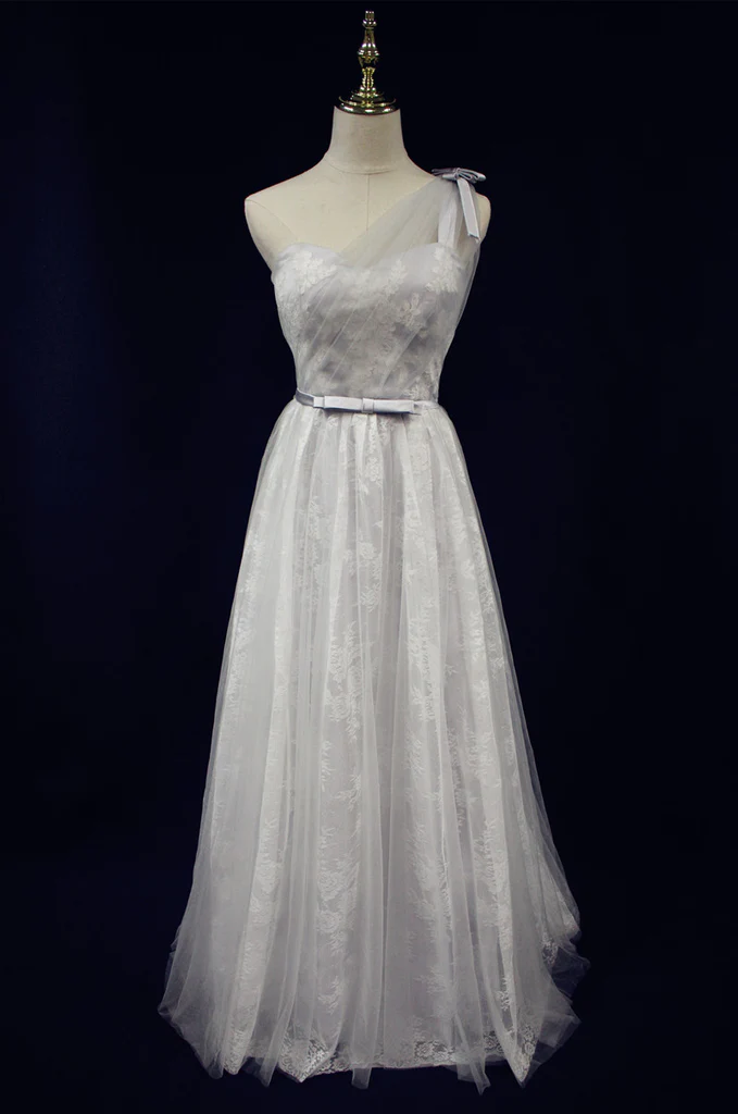 Schönes hellgraues Brautjungfernkleid mit einer Schulter zum Schnüren, schönes graues Partykleid gh411