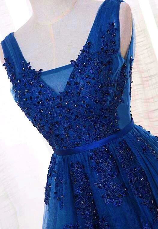 Elegantes langes Partykleid mit blauer Spitzenapplikation, blaues Ballkleid gh381