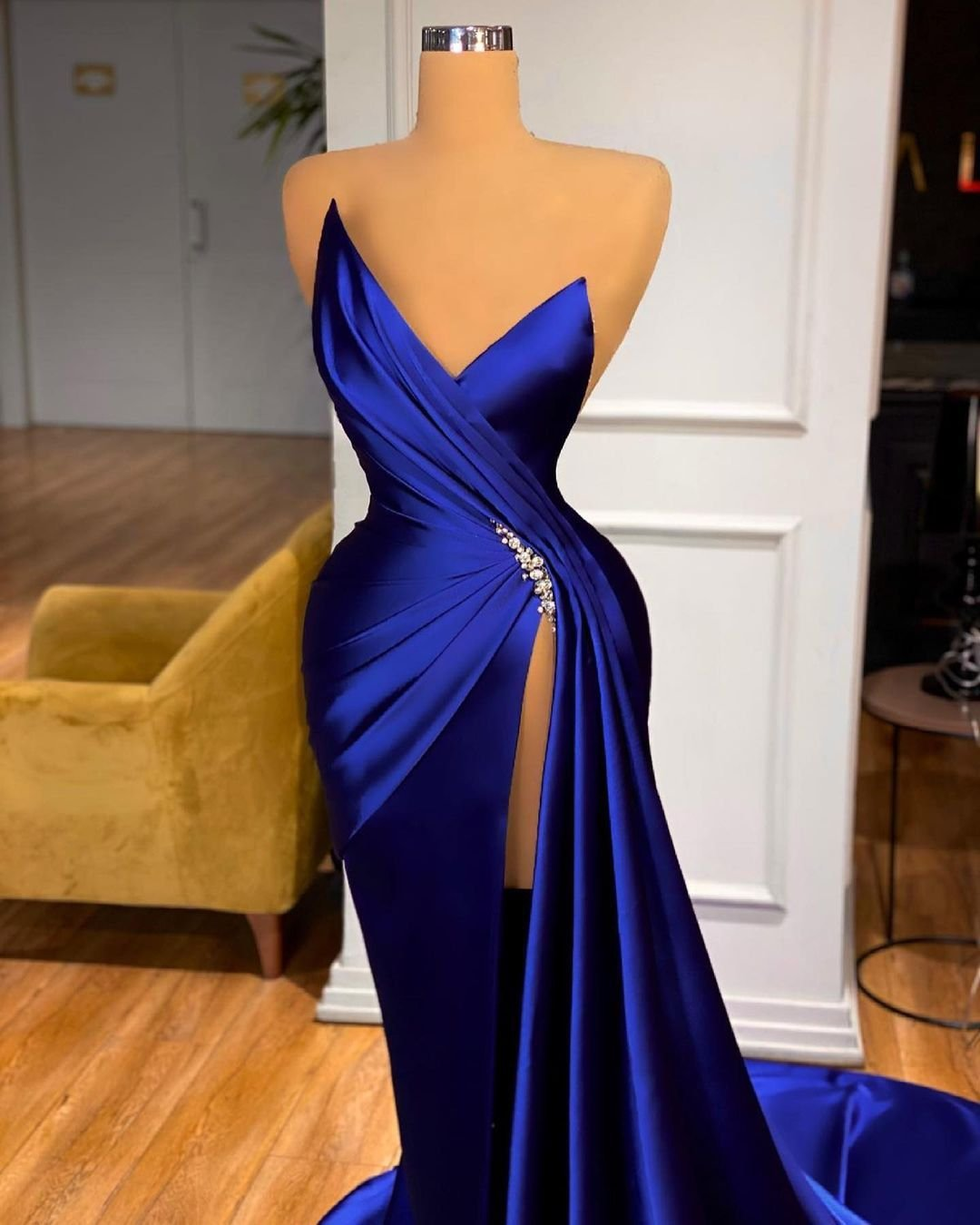 Royal Blue Sweetheart Ballkleid mit Split gh647
