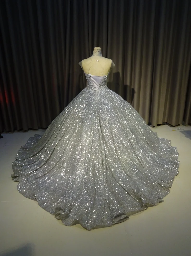 Silber wunderschöne glänzende elegante lange exquisite Pailletten Ballkleid Hochzeitskleid modernes Abendkleid benutzerdefinierte Kleid gh932