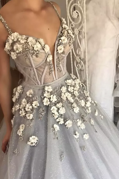 Ballkleid Spaghettiträger Quinceanera Kleider mit handgemachten Blumen Tüll gh2069