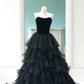 Trägerlose schwarze Ballkleider aus Samt mit plissiertem Stufenrock, Ballkleid gh2342
