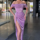 LILA SCHULTERFREIES ABSCHLUSSKLEID MIT PAILLETTEN LANG MIT SCHLITT gh2039