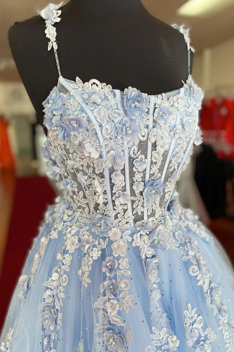 Blaues, herzförmiges, langes Ballkleid aus Tüll mit Spitzenapplikationen gh2313