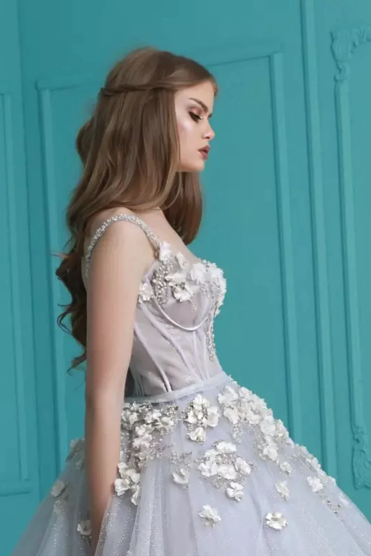 Ballkleid Spaghettiträger Quinceanera Kleider mit handgemachten Blumen Tüll gh2069