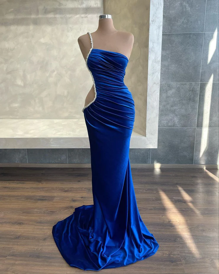 Charmantes Meerjungfrau Neckholder Königsblau Samt Elegant Sexy Lang Schlitz Ballkleid Abendkleid gh2657
