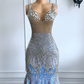 Hellblaues, luxuriöses, wunderschönes, funkelndes, exquisites, perlenbesetztes, langes, bodenlanges Ballkleid im Meerjungfrau-Stil mit schlankem silbernem Kristall gh2656