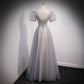 Langes Ballkleid aus grauem Tüll mit Perlen A-Linie Abendkleid 8956