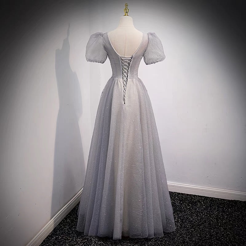 Langes Ballkleid aus grauem Tüll mit Perlen A-Linie Abendkleid 8956