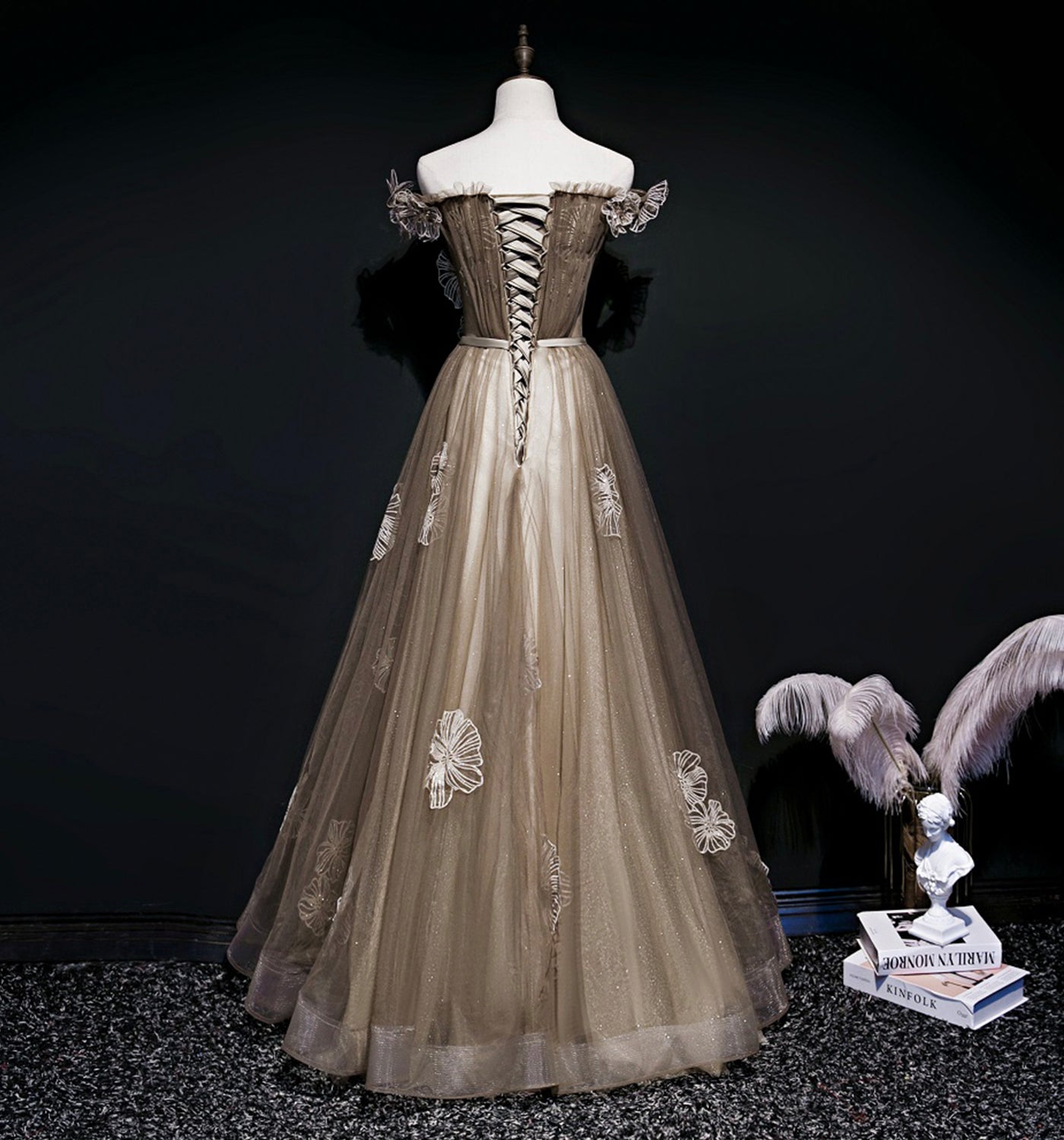 Süßes Tüll langes Ballkleid A-Linie süßes Abendkleid 8694