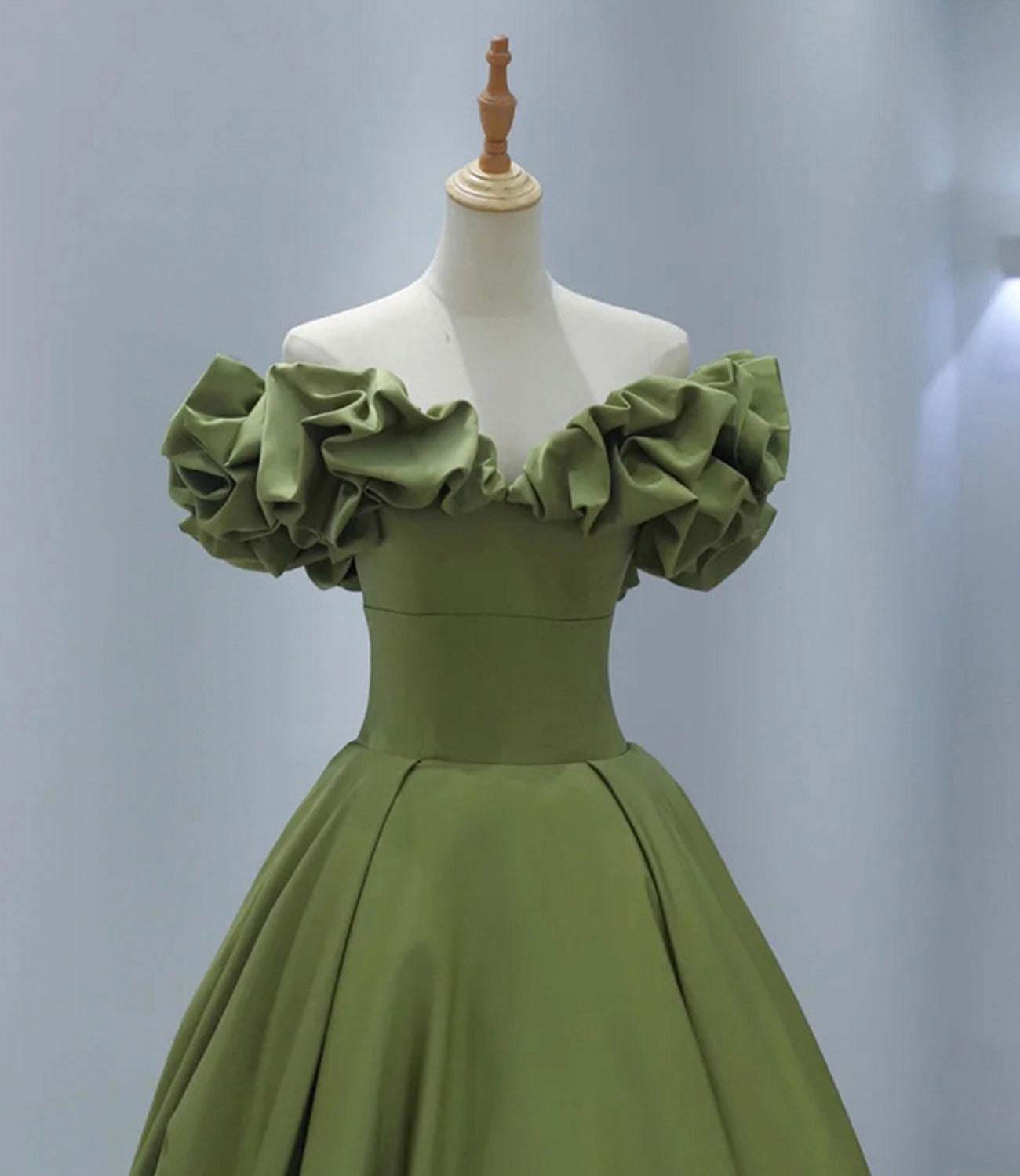 Grünes Satin langes A-Linie Ballkleid Abendkleid 8816