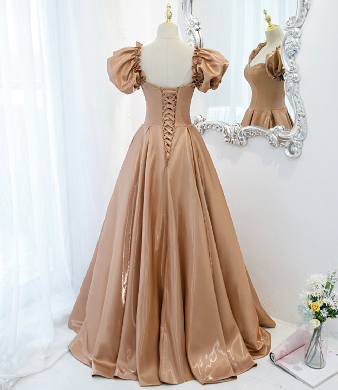 Robe de soirée longue en satin avec jolie ligne A 8813