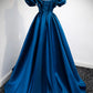 Robe de soirée longue en satin bleu avec ligne A 8877