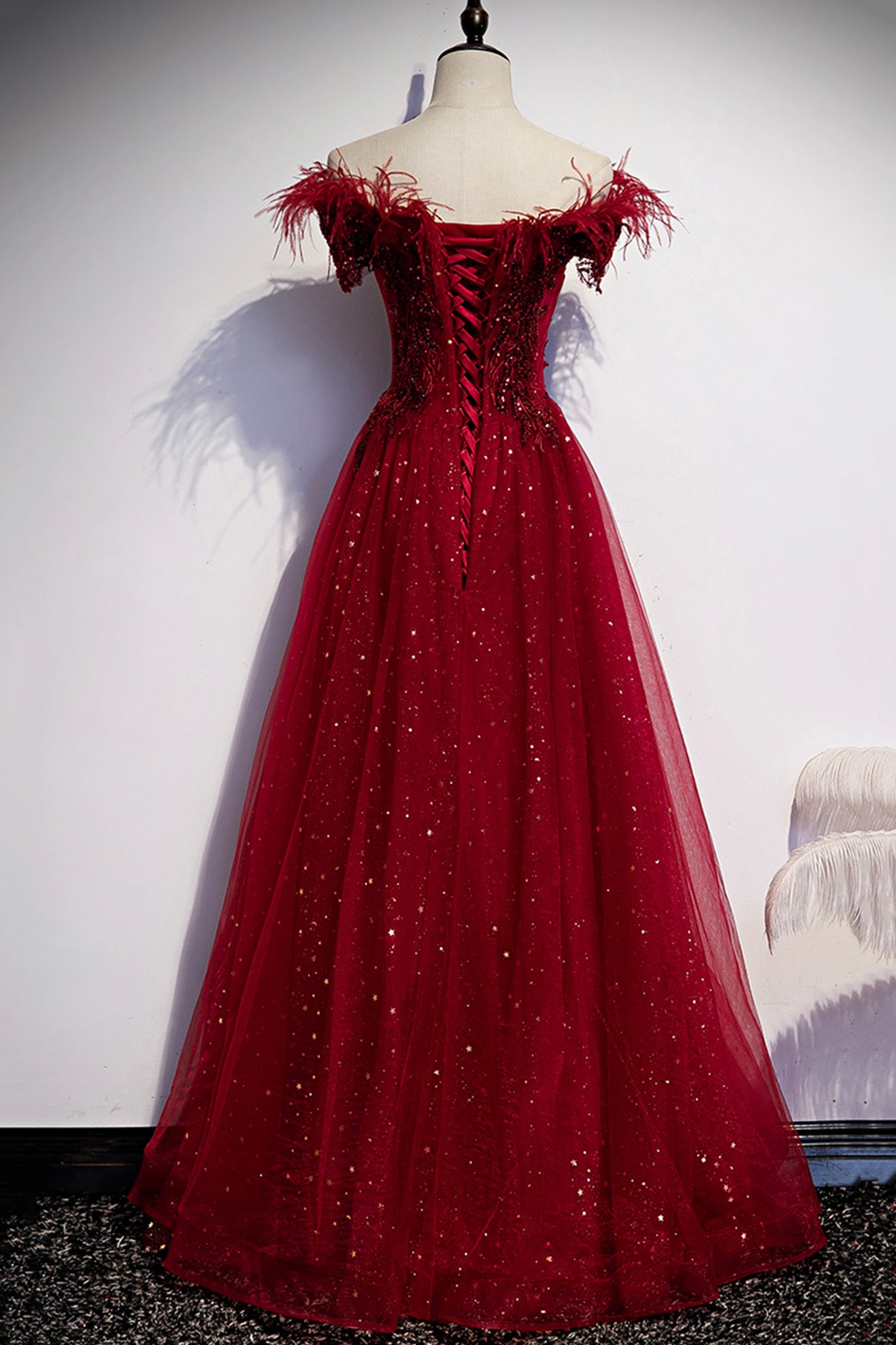 Robe de soirée longue en tulle bordeaux à paillettes 8710