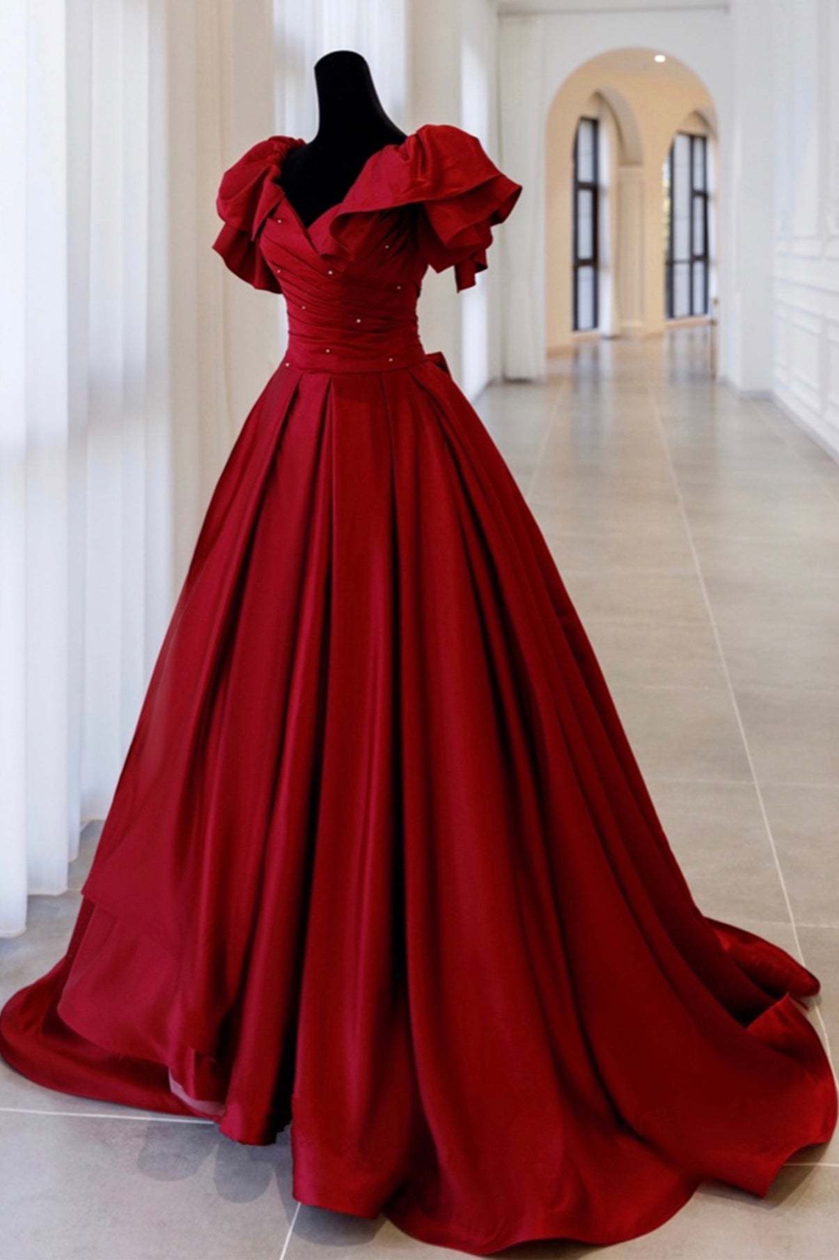 Burgunderrotes Vintage-Mode-Abendkleid mit exquisiter Perlenverzierung in A-Linie und langem Satin-Ballkleid 8720