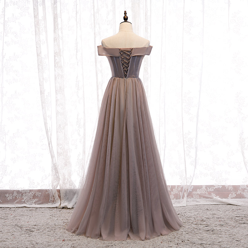 Elegantes langes Ballkleid aus Tüllspitze 8320