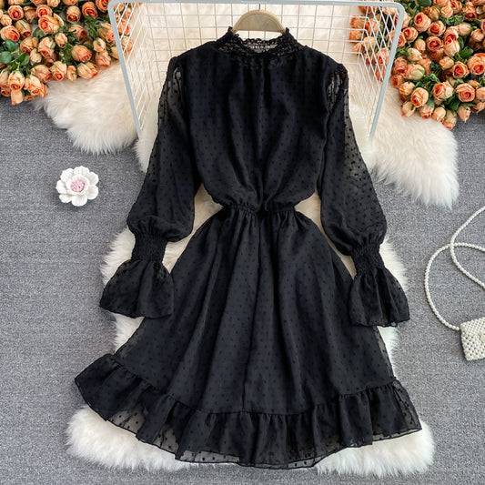 Schwarzes langärmliges Kleid aus Tüll Modekleid 441