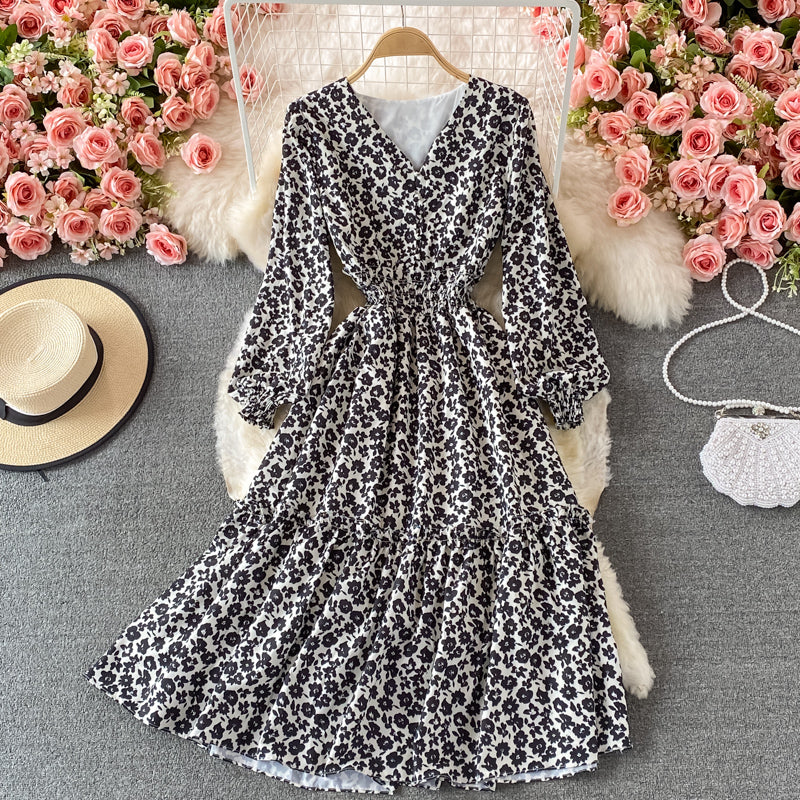Süßes Blumenkleid mit langen Ärmeln Modekleid 443