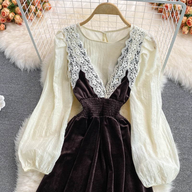 Niedliches zweiteiliges Kleid aus Spitze, Modekleid 403
