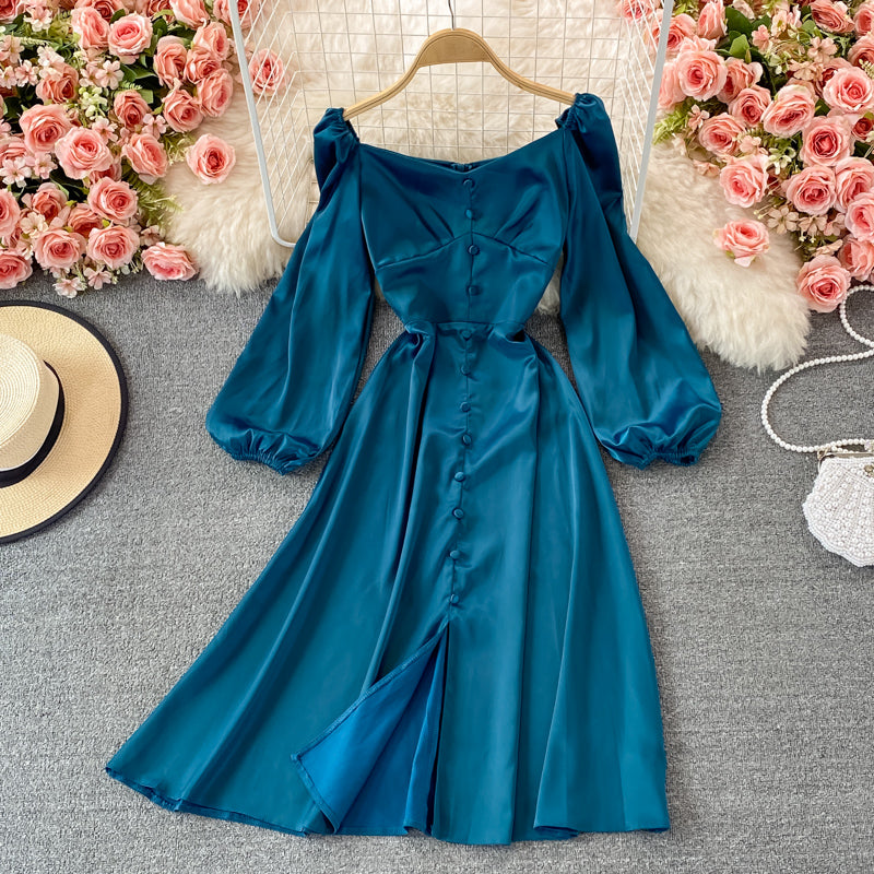 Süßes langärmliges A-Linien-Modekleid 432