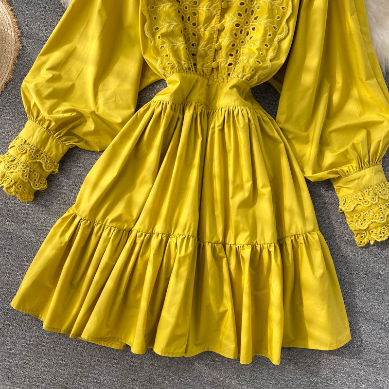 Süßes langärmliges Spitzenkleid Modekleid 428