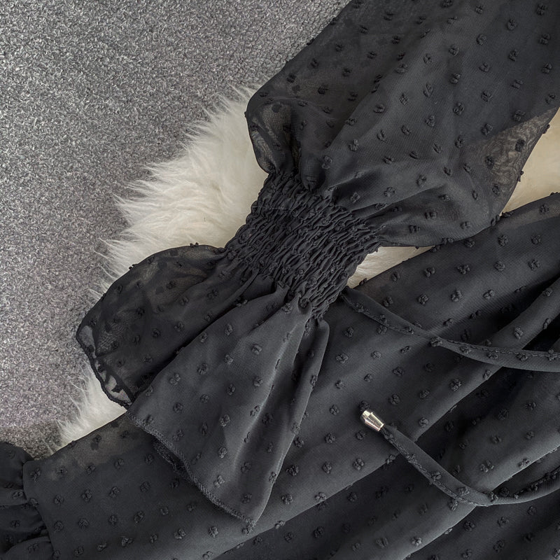 Schwarzes langärmliges Kleid aus Tüll Modekleid 441