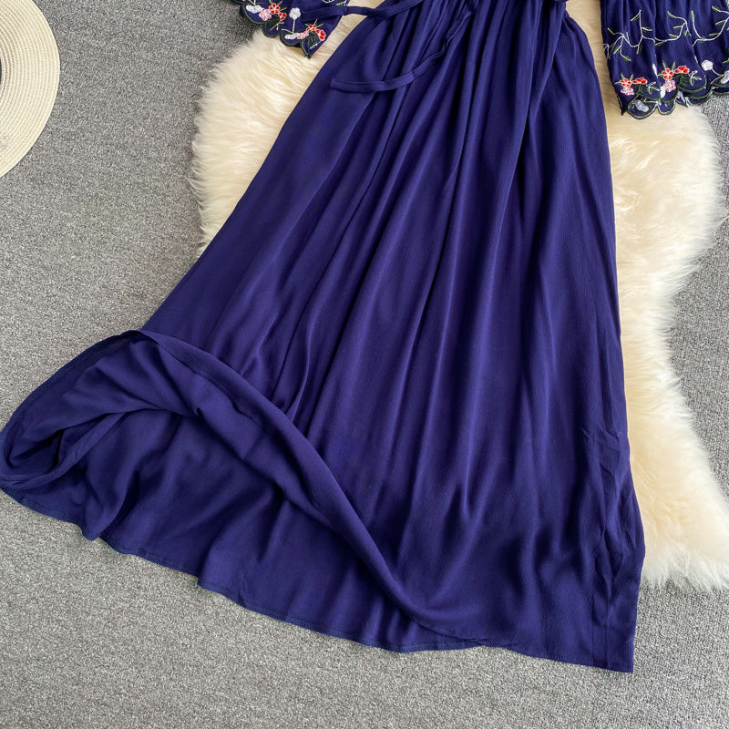 Sweet long-sleeved embroidered dress  607