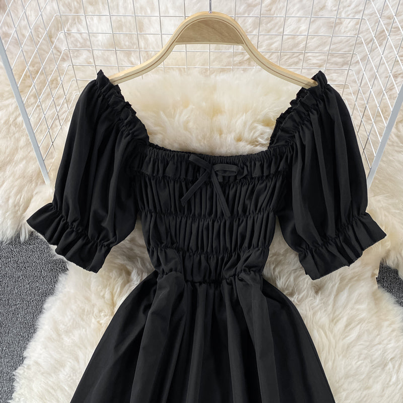 Jolie robe trapèze à manches bouffantes 610