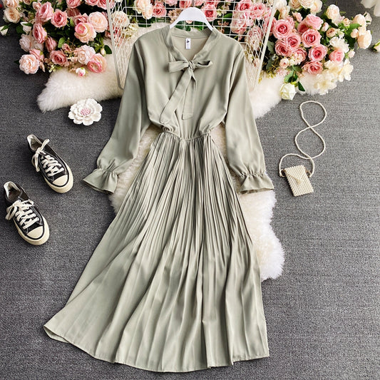 A line bow long sleeve dress  602
