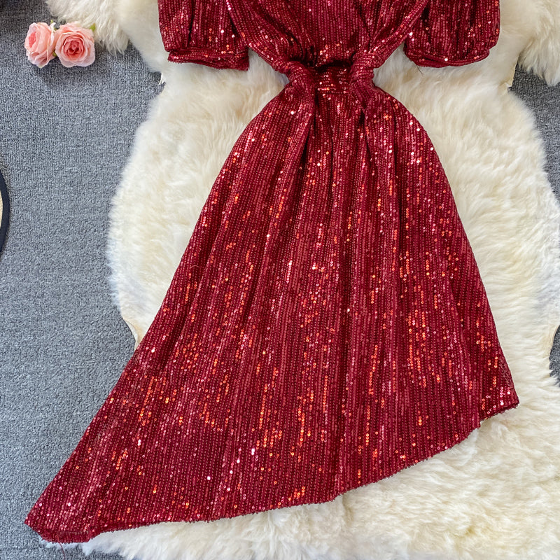 Robe à paillettes irrégulières mignonne et tendance 516