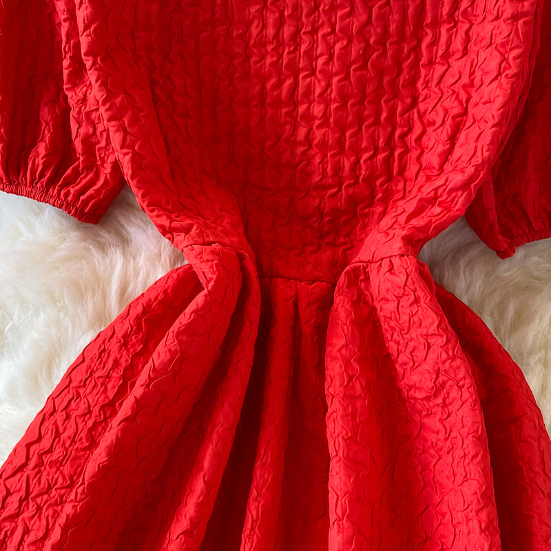 Robe courte trapèze à col rond et jolie robe tendance 498