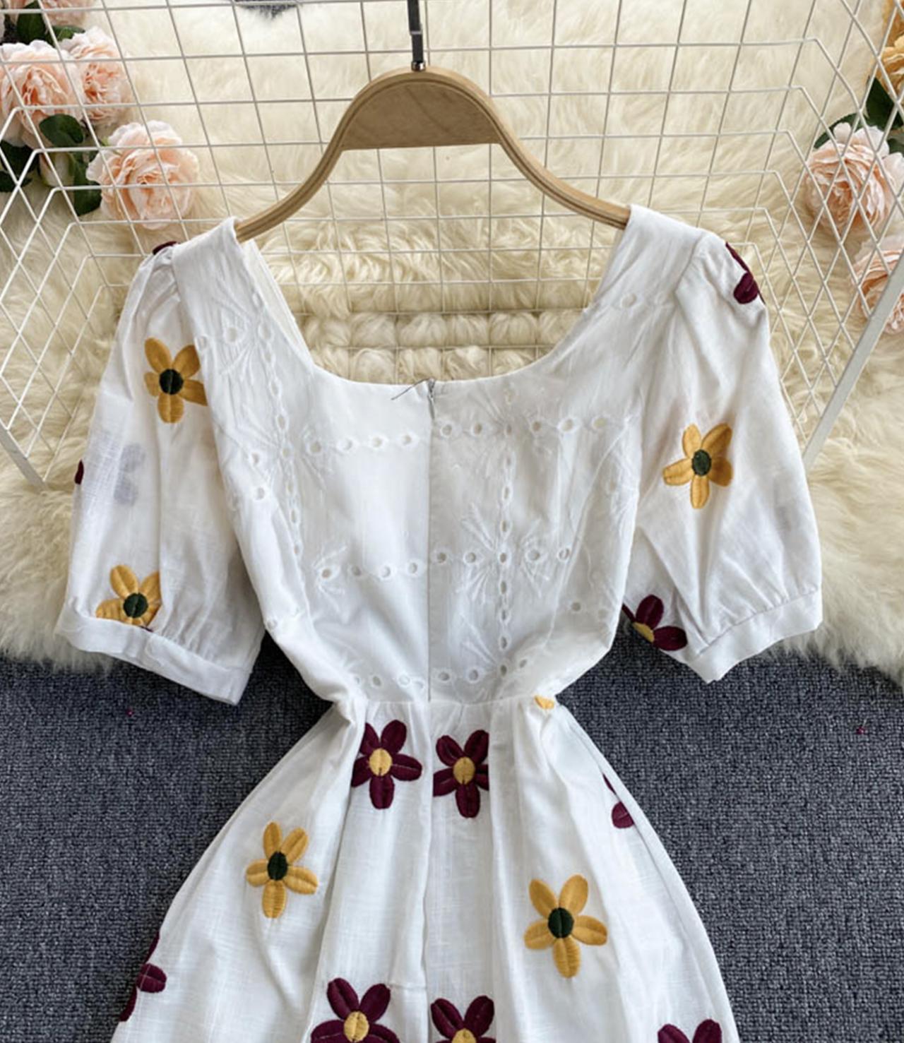 Sweet lace flower dress  673