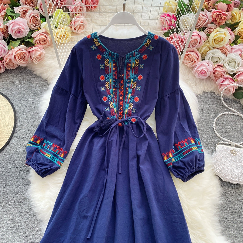 Cute embroidered long sleeve dress  484