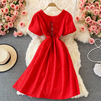 Robe courte trapèze à col rond et jolie robe tendance 498