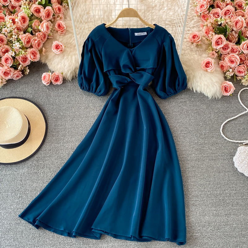 Robe trapèze à col rond et jolie robe tendance 505