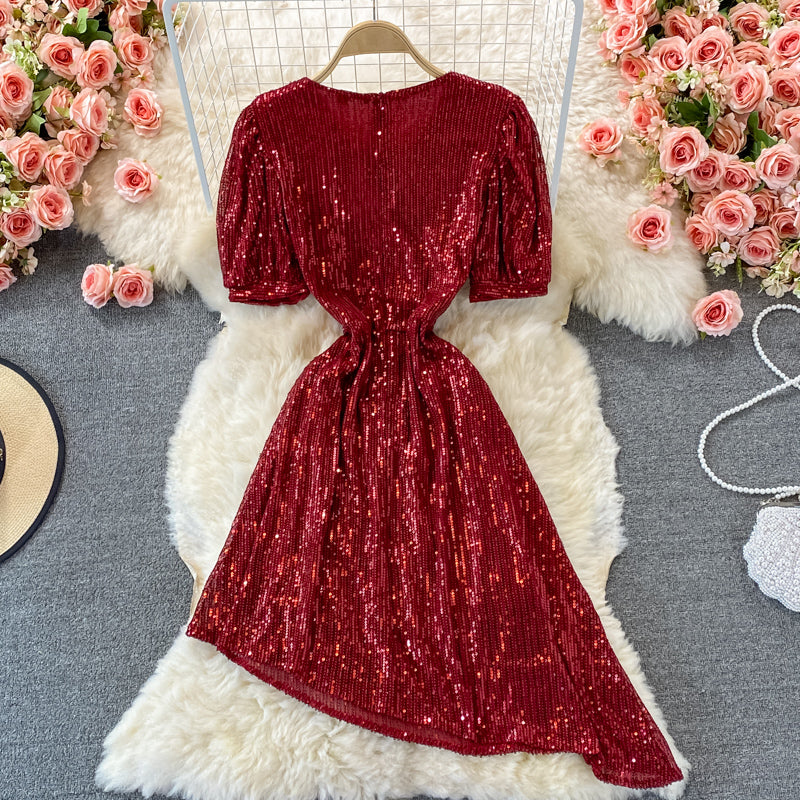 Robe à paillettes irrégulières mignonne et tendance 516