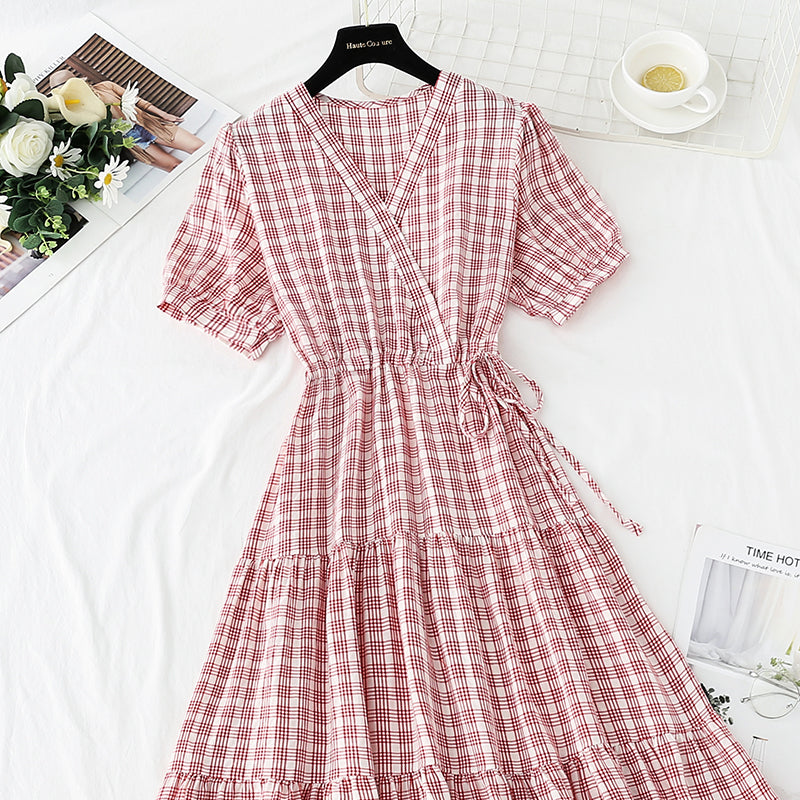 Süßes kariertes Kleid mit V-Ausschnitt, modisches Kleid 478