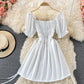 Jolie robe trapèze à manches bouffantes 610