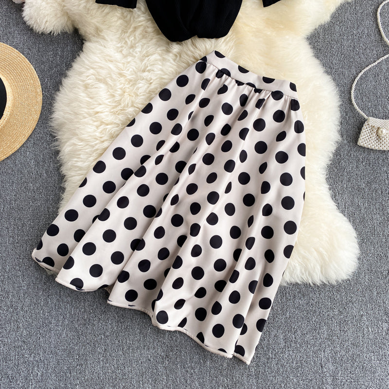 Chemisier tricoté mignon à manches courtes pour la réduction de l'âge, jupe à pois tout-en-un, costume deux pièces à la mode 598
