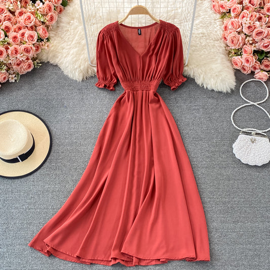 Einfaches kurzes Chiffonkleid mit V-Ausschnitt A-Linienkleid 457