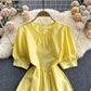 Gelbes kurzes Kleid in A-Linie Modekleid 580