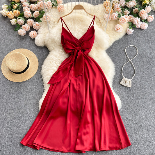Robe tendance mignonne à col en V et dos nu 600