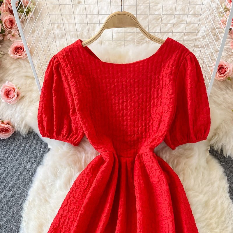 Robe courte trapèze à col rond et jolie robe tendance 498