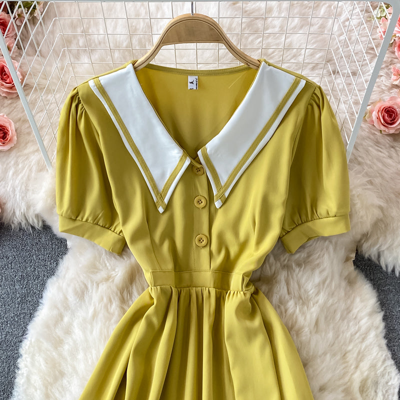 Robe courte mignonne à la mode 531