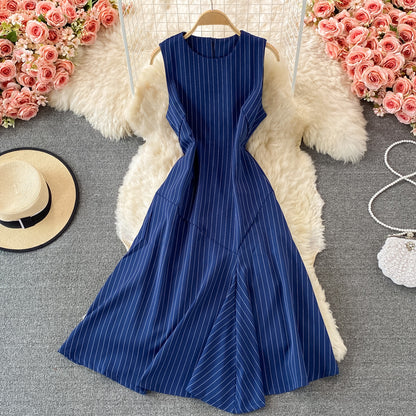 Robe courte mignonne à la mode 548