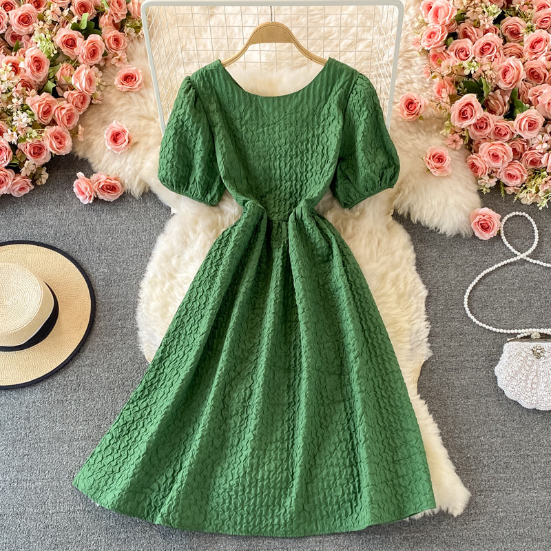 Robe courte trapèze à col rond et jolie robe tendance 498