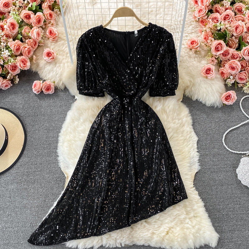 Robe à paillettes irrégulières mignonne et tendance 516