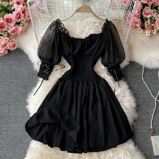 Robe courte mignonne à la mode 625