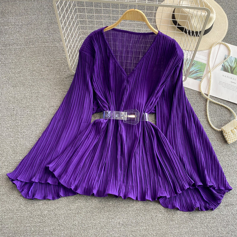 New v-neck pleated chiffon flared sleeve top  312